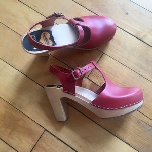 Swedish Hasbeens T-Strap Clogs
